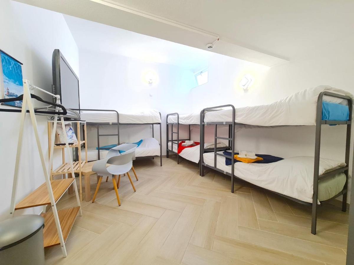 Quartos Para Viajantes, Surfistas, Grupos, Boa Energia Ναζαρέ Εξωτερικό φωτογραφία
