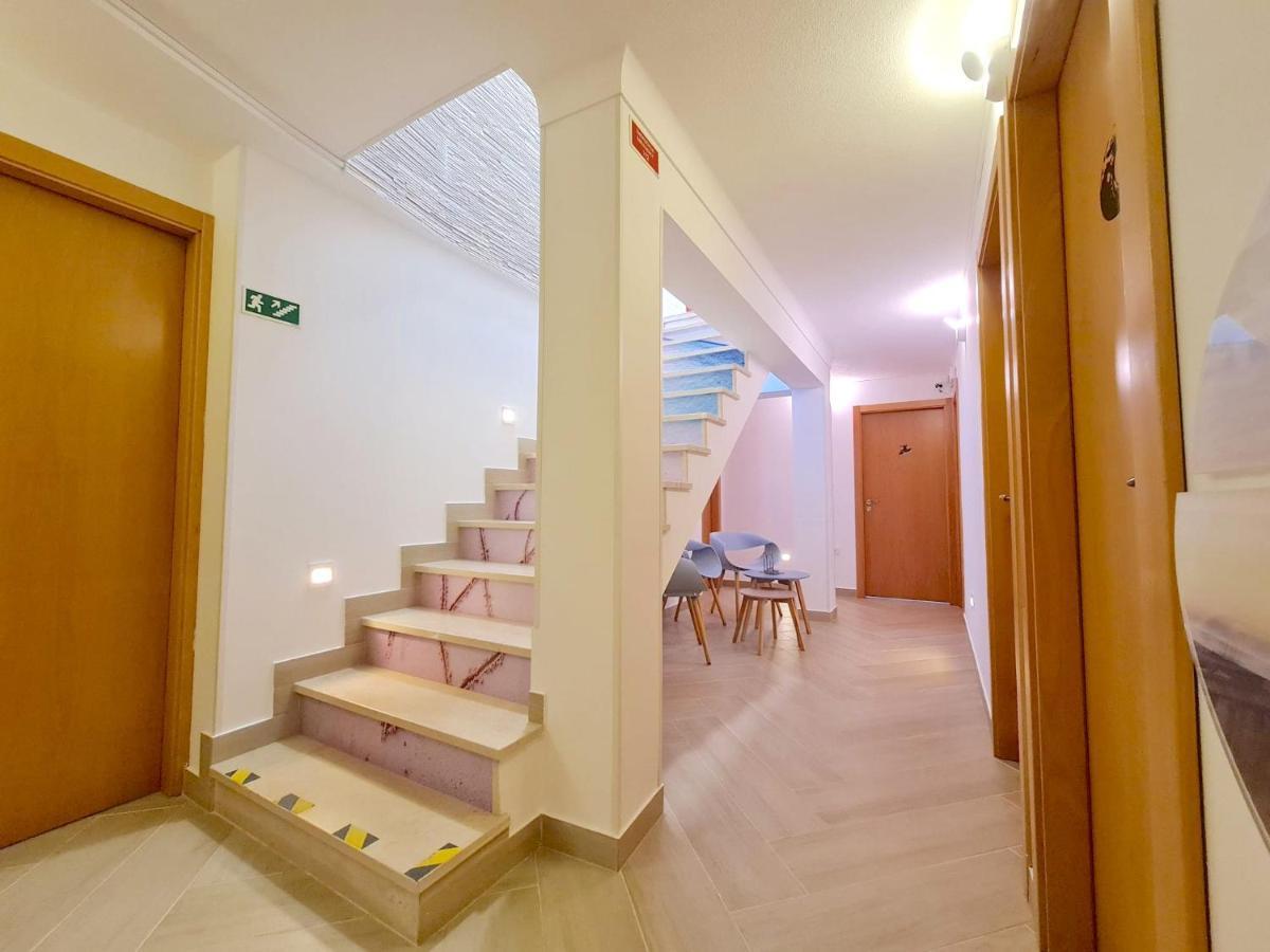 Quartos Para Viajantes, Surfistas, Grupos, Boa Energia Ναζαρέ Εξωτερικό φωτογραφία